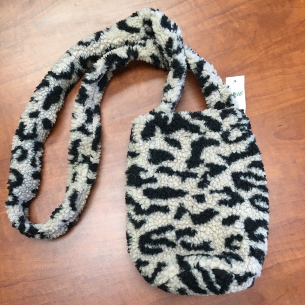 NWT Aerie Leopard Print Shoulder Bag - Small